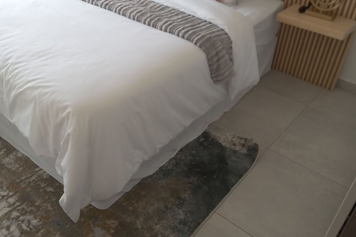 2 Bed   2 Bath apartment for sale Northridding  - Photo 5