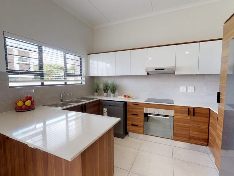 3-bedroom, 2.5-bathroom House for sale Sunninghill  - Photo 5