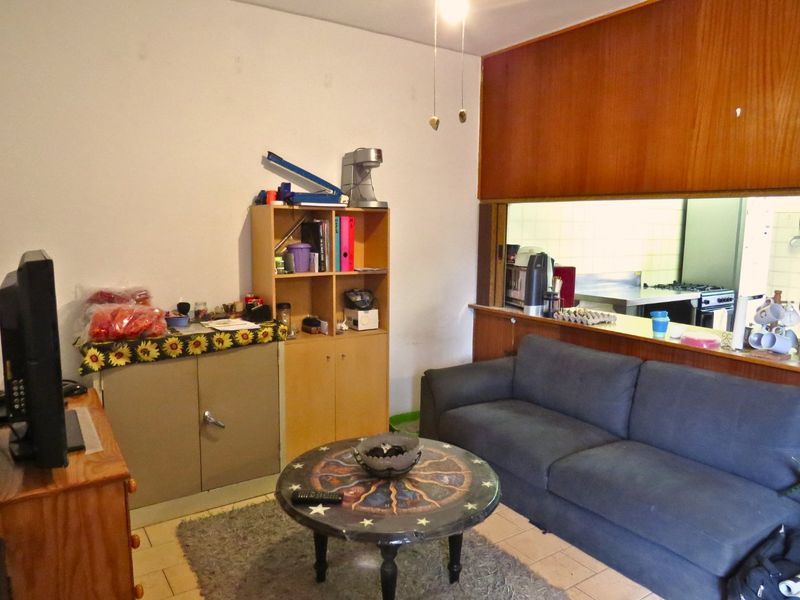 Well-Priced 2-Bedroom Townhouse in Secure Westdene Complex - Photo 5