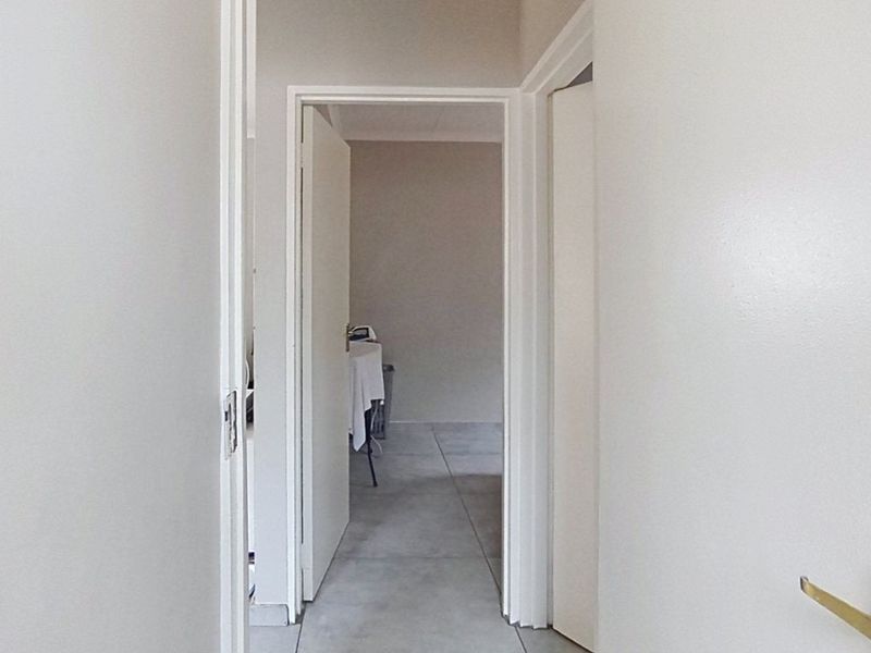 3 Bedroom House for Sale in Riverside View Ext 35 - Photo 4