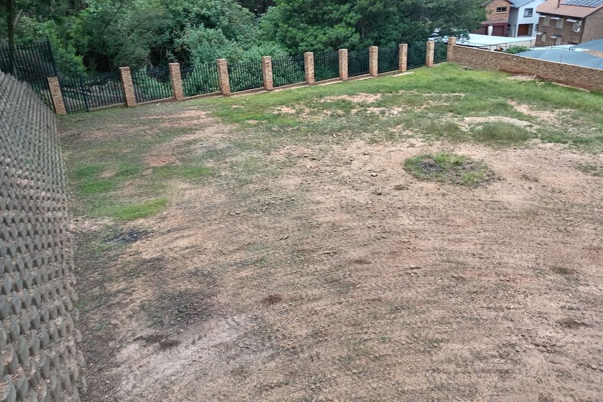 BIG VACANT LAND AVAILABLE FOR SALE!!  - Photo 4