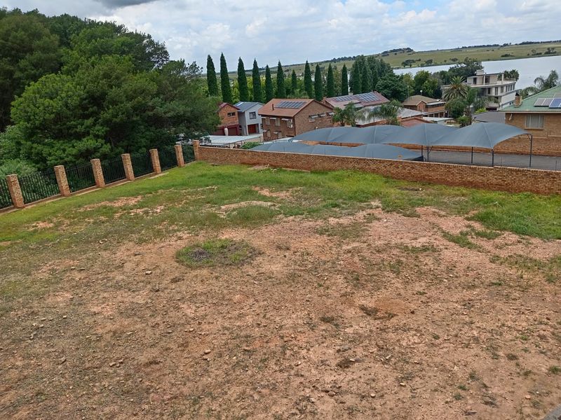 BIG VACANT LAND AVAILABLE FOR SALE!!  - Photo 2
