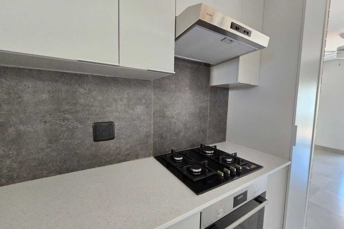 BRAND NEW 3-BEDROOM APARTMENT TO RENT – 1 ON YORK - Photo 4