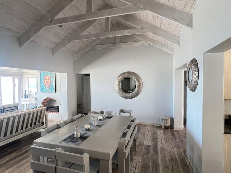 4 BEDROOM HOUSE FOR SALE IN DA GAMA BAY - Photo 6