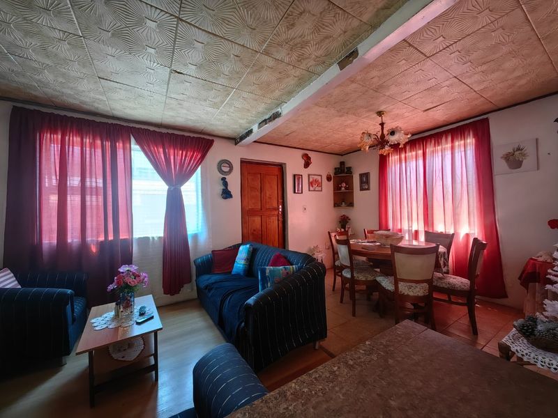 6 Bedroom Dual living Entertainers Dream in Prime Location! - Photo 8