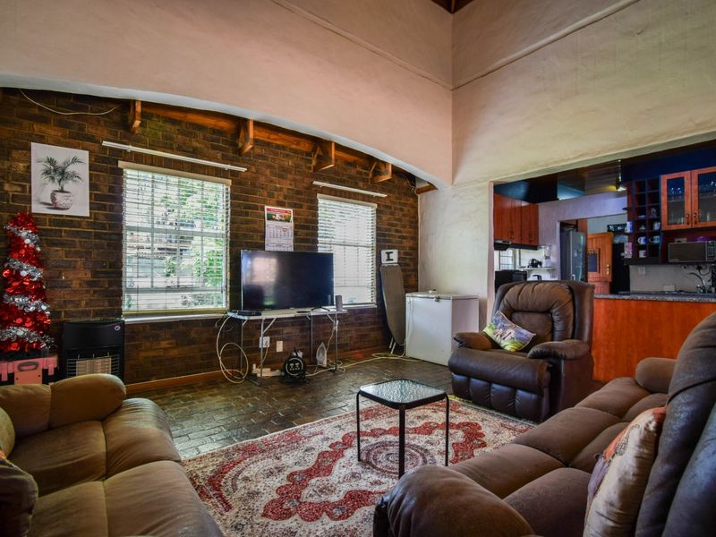 Spacious Family Living With Income Potential - Photo 7