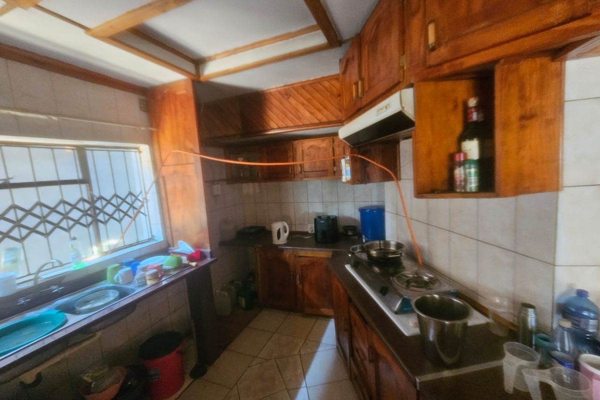 To Let / Rent Makwarela Ext 3 - Photo 3