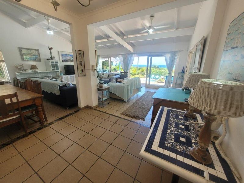 Pristine 5 Bedroom Residence With Sea Views And Flatlet - Photo 8