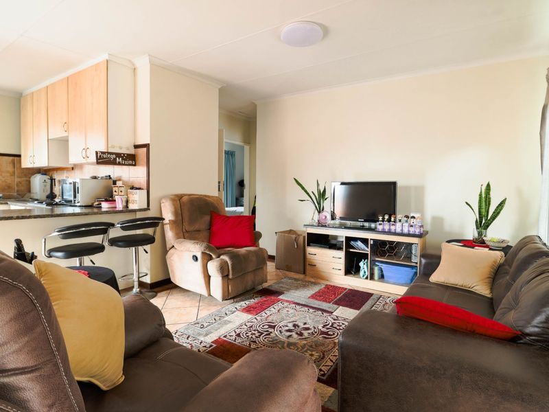 2-Bedroom Unit for Sale in Equestria Estate- The Ultimate Lifestyle Starter - Photo 4