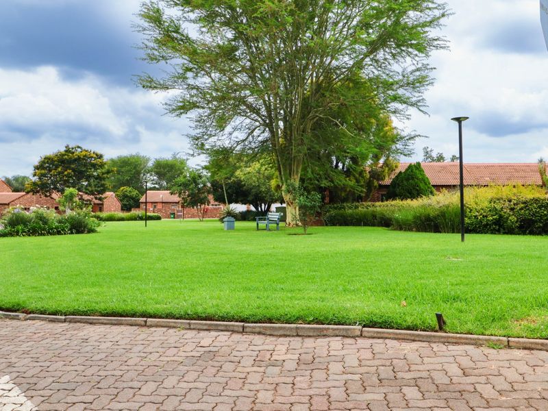 2-Bedroom Unit for Sale in Equestria Estate- The Ultimate Lifestyle Starter - Photo 10