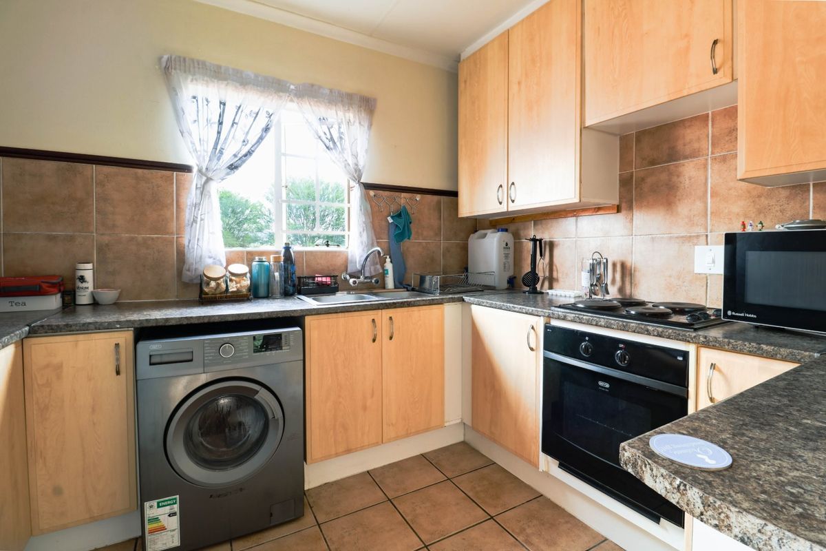 2-Bedroom Unit for Sale in Equestria Estate- The Ultimate Lifestyle Starter - Photo 2