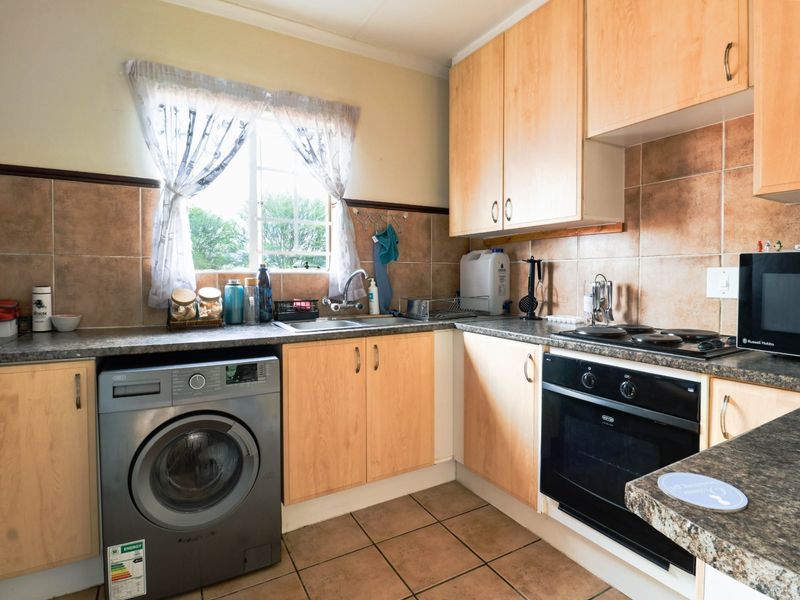 2-Bedroom Unit for Sale in Equestria Estate- The Ultimate Lifestyle Starter - Photo 2