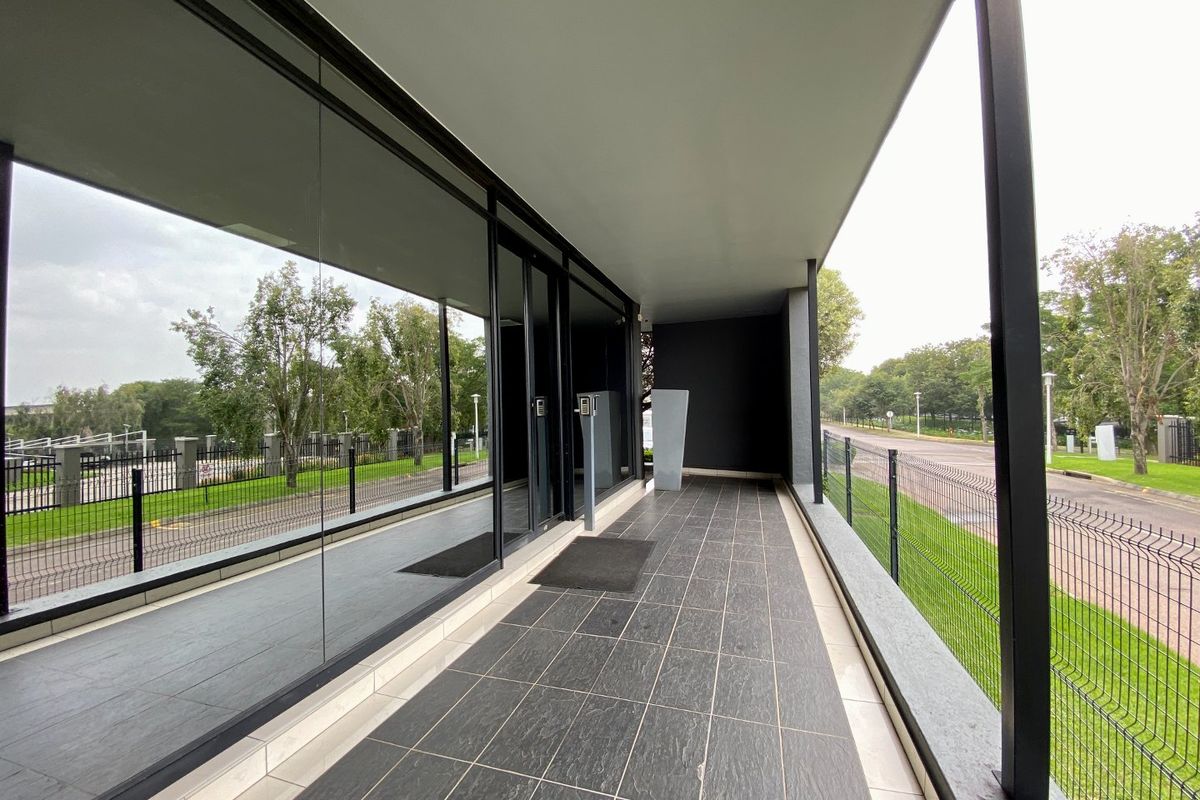 Prime Office Space To Let In Midrand - Photo 4