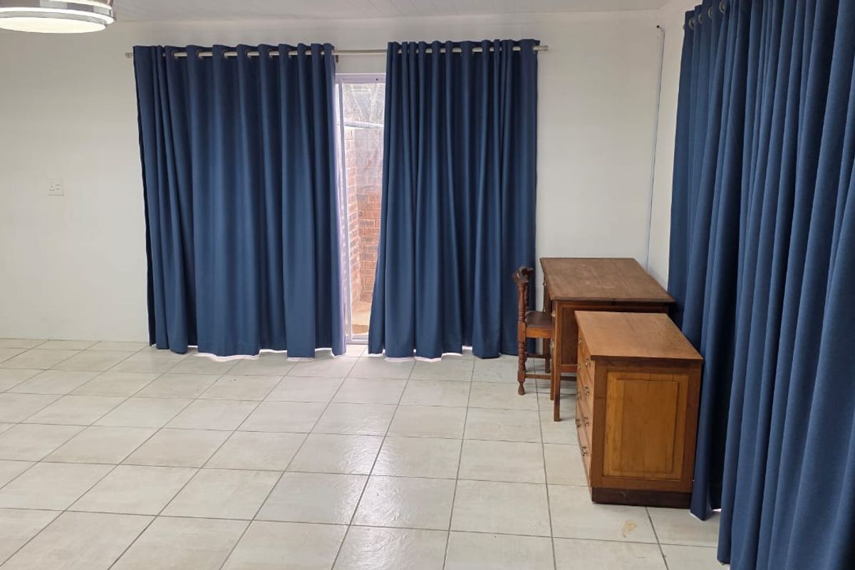 Welcome to Seavale , where life is laid back and the beach is close at hand, and the weather is beautiful. - Photo 5