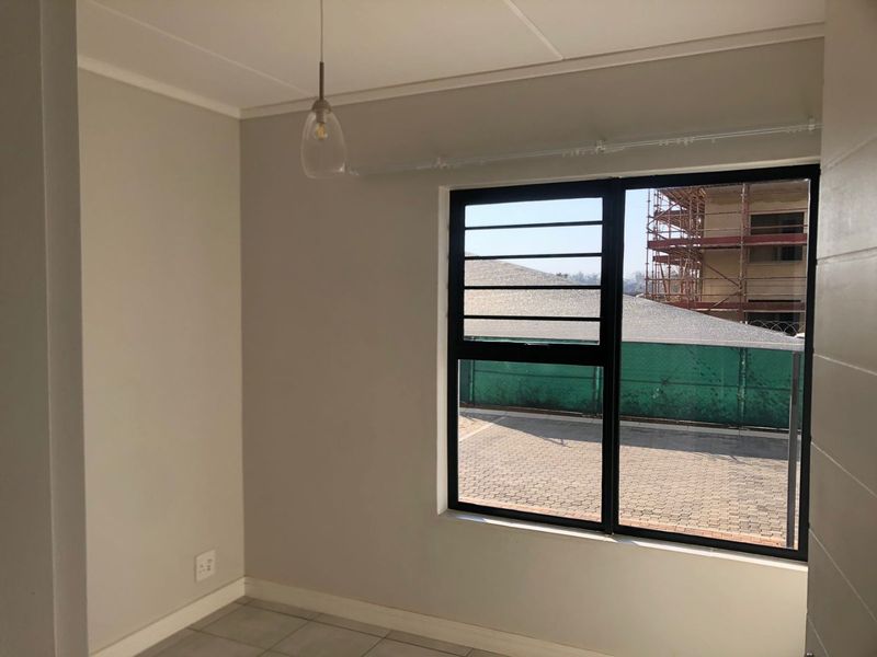 Modern 3Bedroom ,Ground-Floor Apartment for Sale – Greencreek, Next to The Blyde - Photo 9