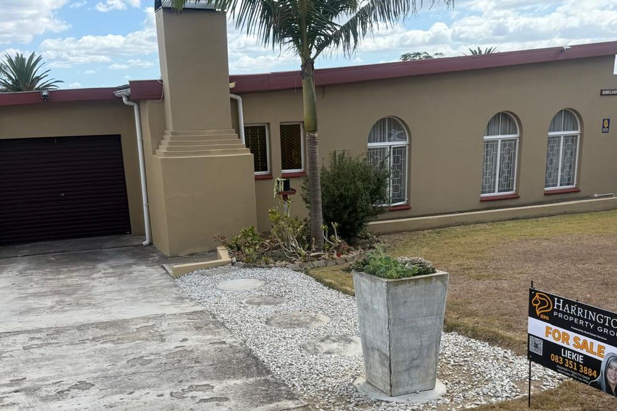 3 Bedroom Family Home in Heuwelkruin- Despatch  - Photo 5