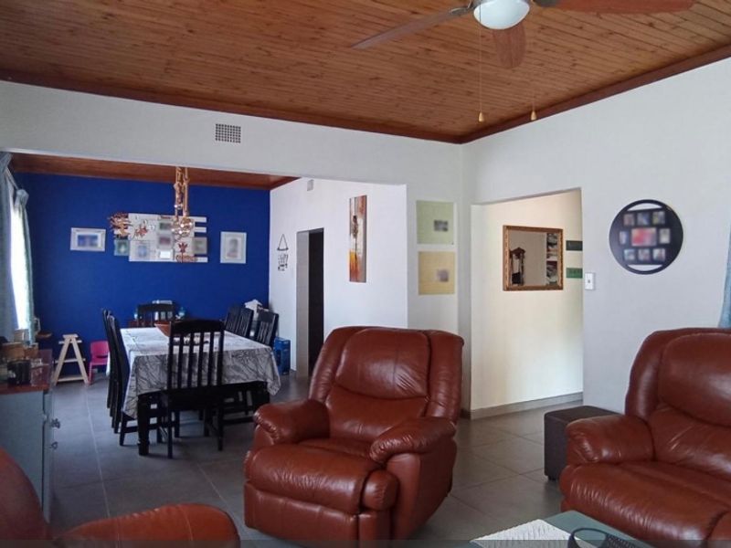 3 bedroom house for sale in Westpark  - Photo 6