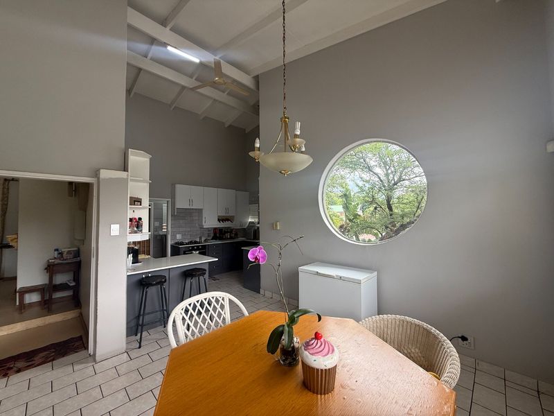 Exceptional Family Home Offering Space, Views & Versatility - Photo 8