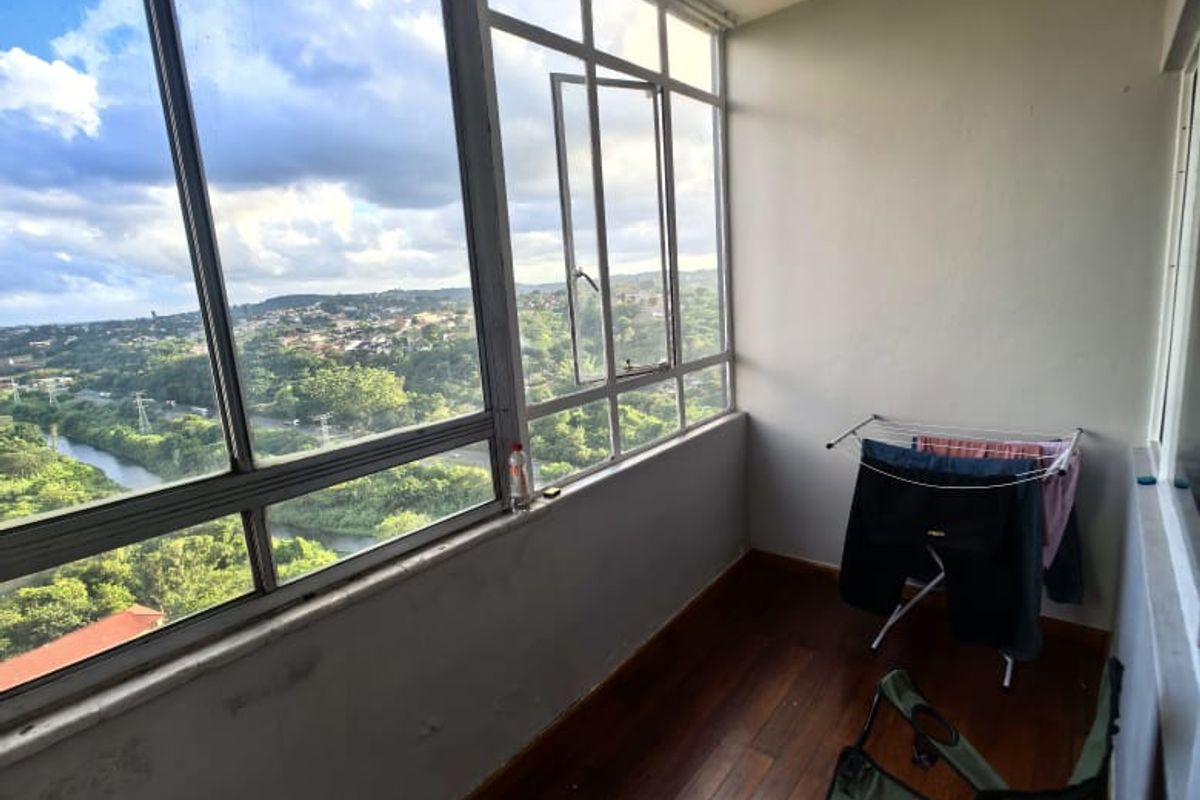 2 Bedrooms, 1.5 Bathrooms Apartment To Let In Carrington Heights, Durban - Photo 5