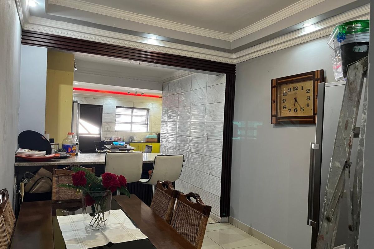 2 Bedroom House for Sale in Parow Central R 1 500 000 - Photo 4