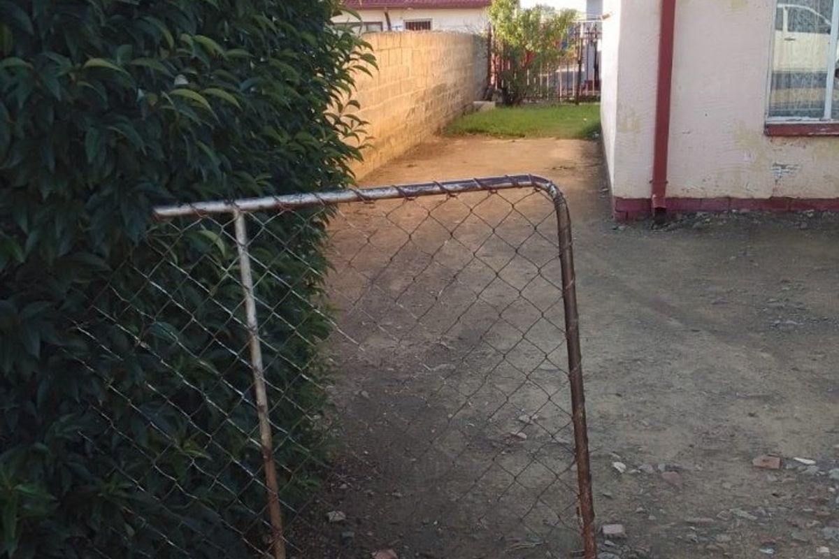 Family House For Sale  - Photo 2