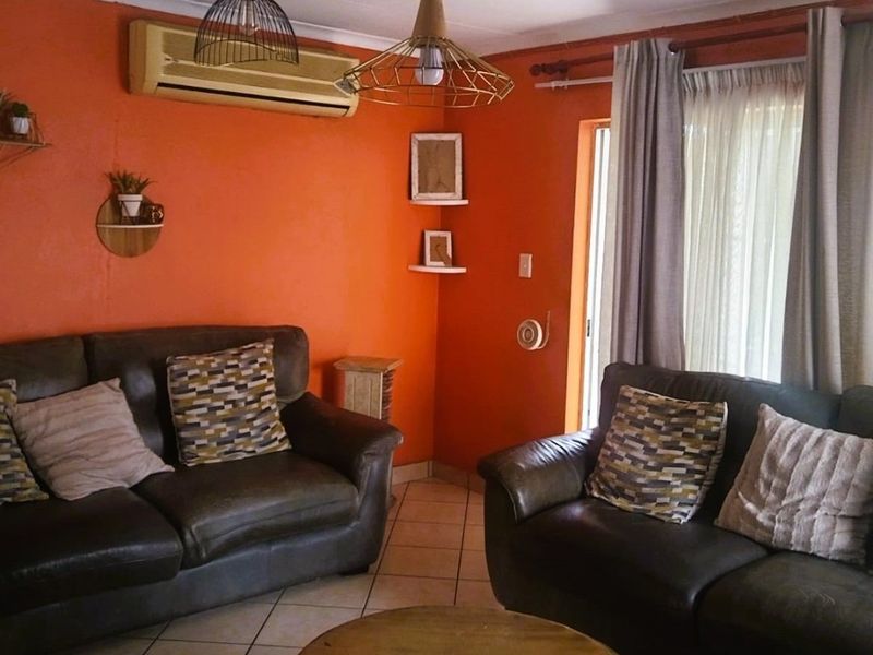 Comfort, Secutiry & Style, 3 Bedroom living in a Secure Estate - Photo 7