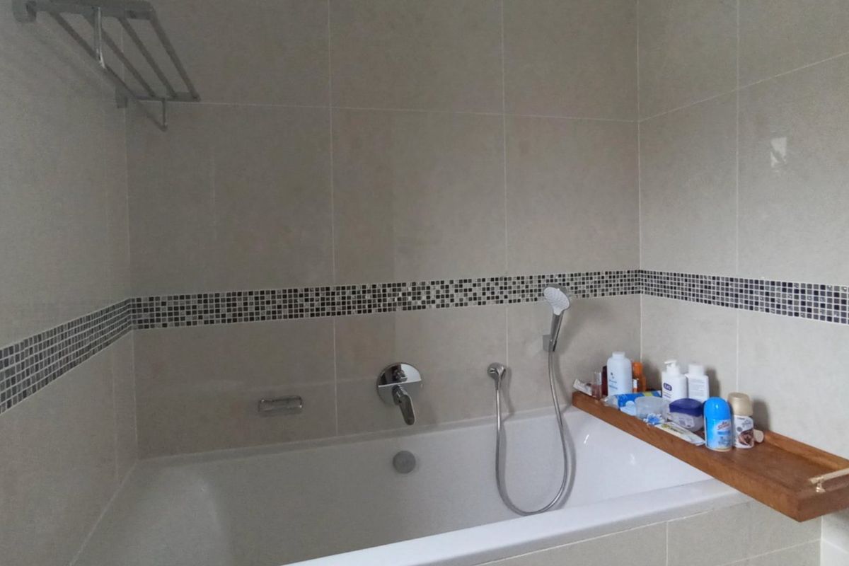 2 bed 2 bath apartment forsale in Noordhang Northriding  - Photo 2