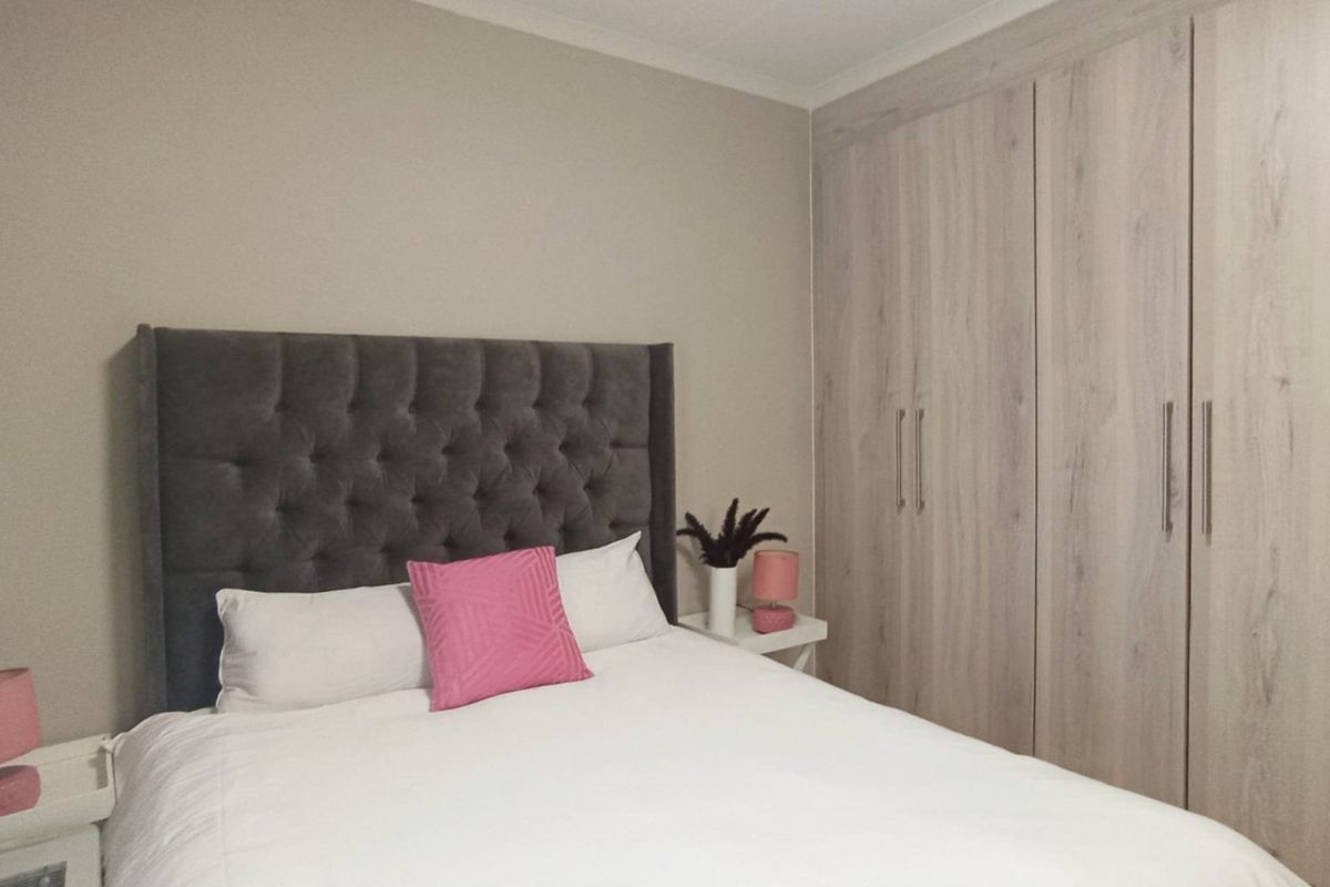 2 bed 2 bath apartment forsale in Noordhang Northriding  - Photo 5