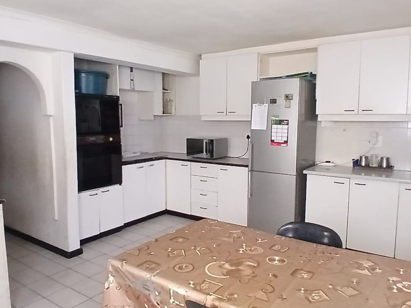 Five bedroom double storey house for sale - Photo 5