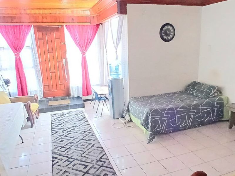 Five bedroom double storey house for sale - Photo 3