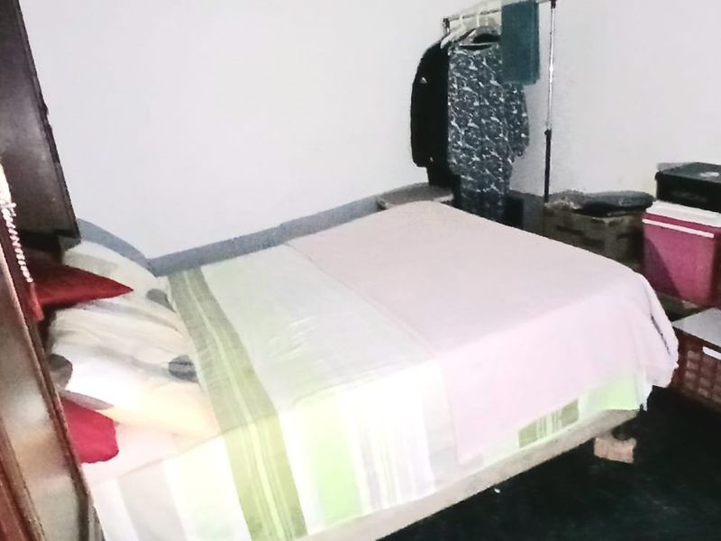 Five bedroom double storey house for sale - Photo 9