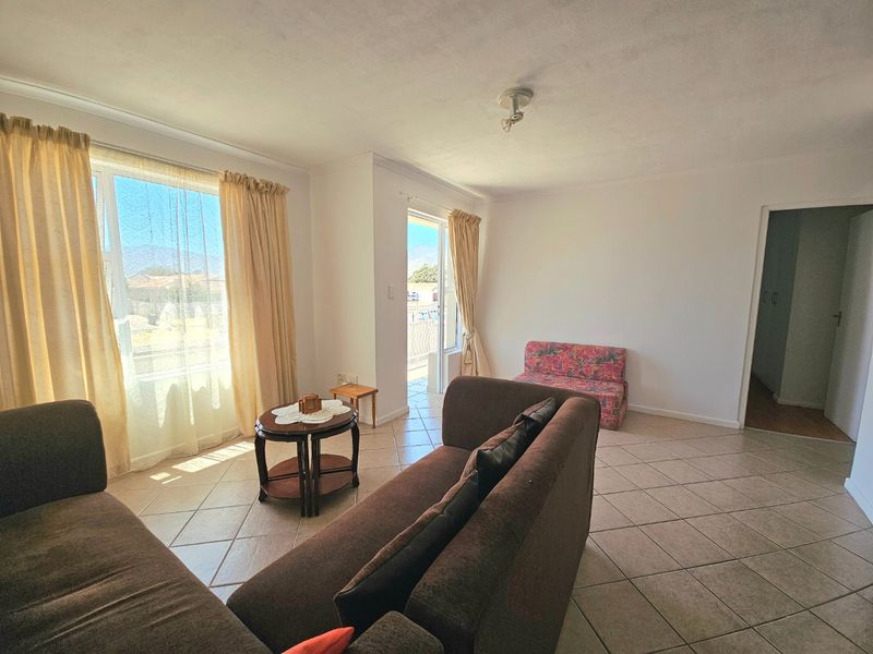 Two bedroom apartment situated in a secured luxury estate - Photo 10