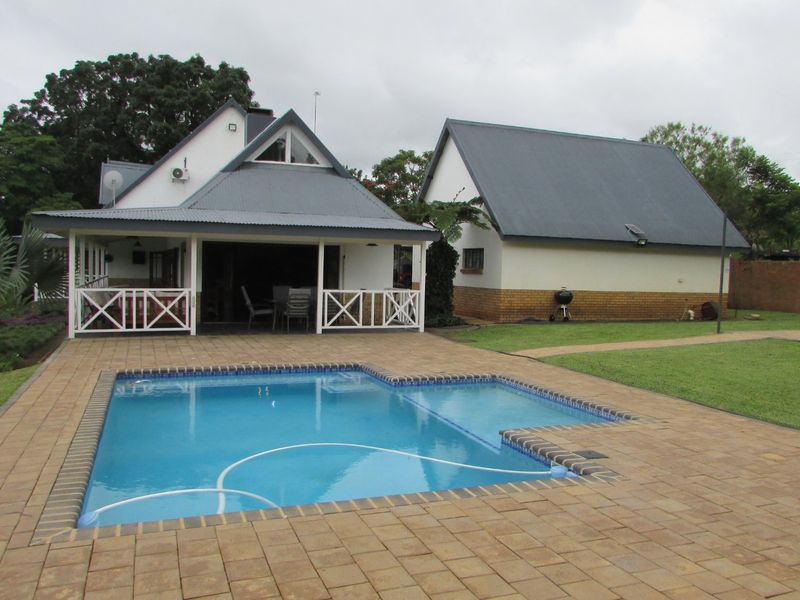 Exceptional farm-style residence in White River Ext 1 - Photo 5