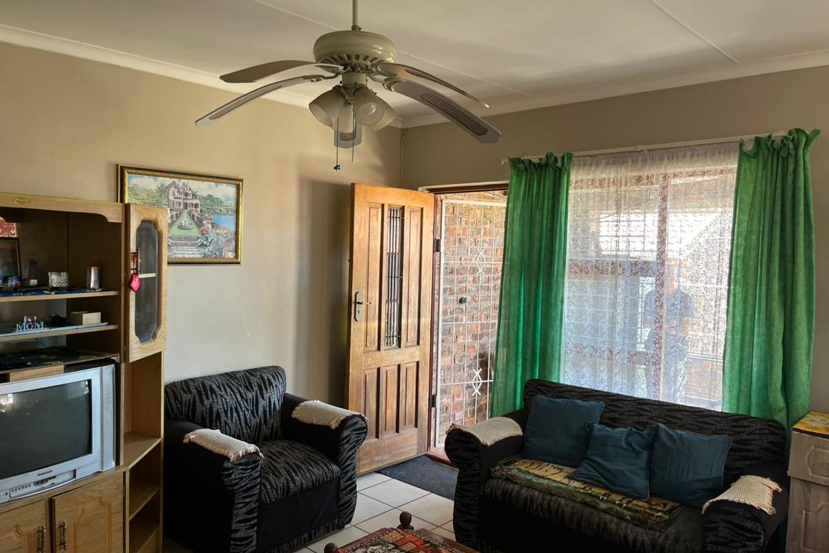 Townhouse in Scheepers Hoogte! - Photo 4