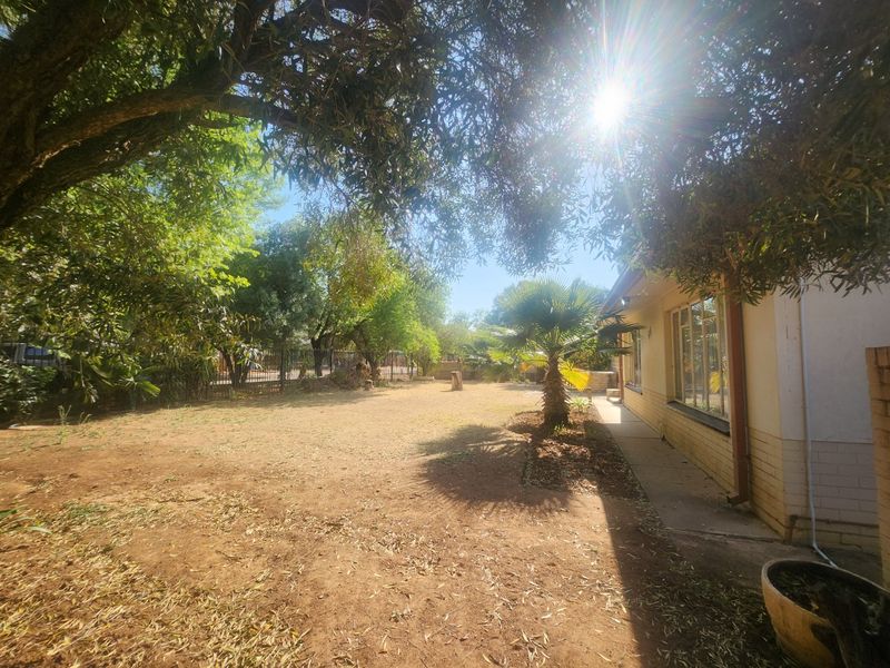 Endless Potential Awaits: Explore the Abundance of Features in This Property. - Photo 5