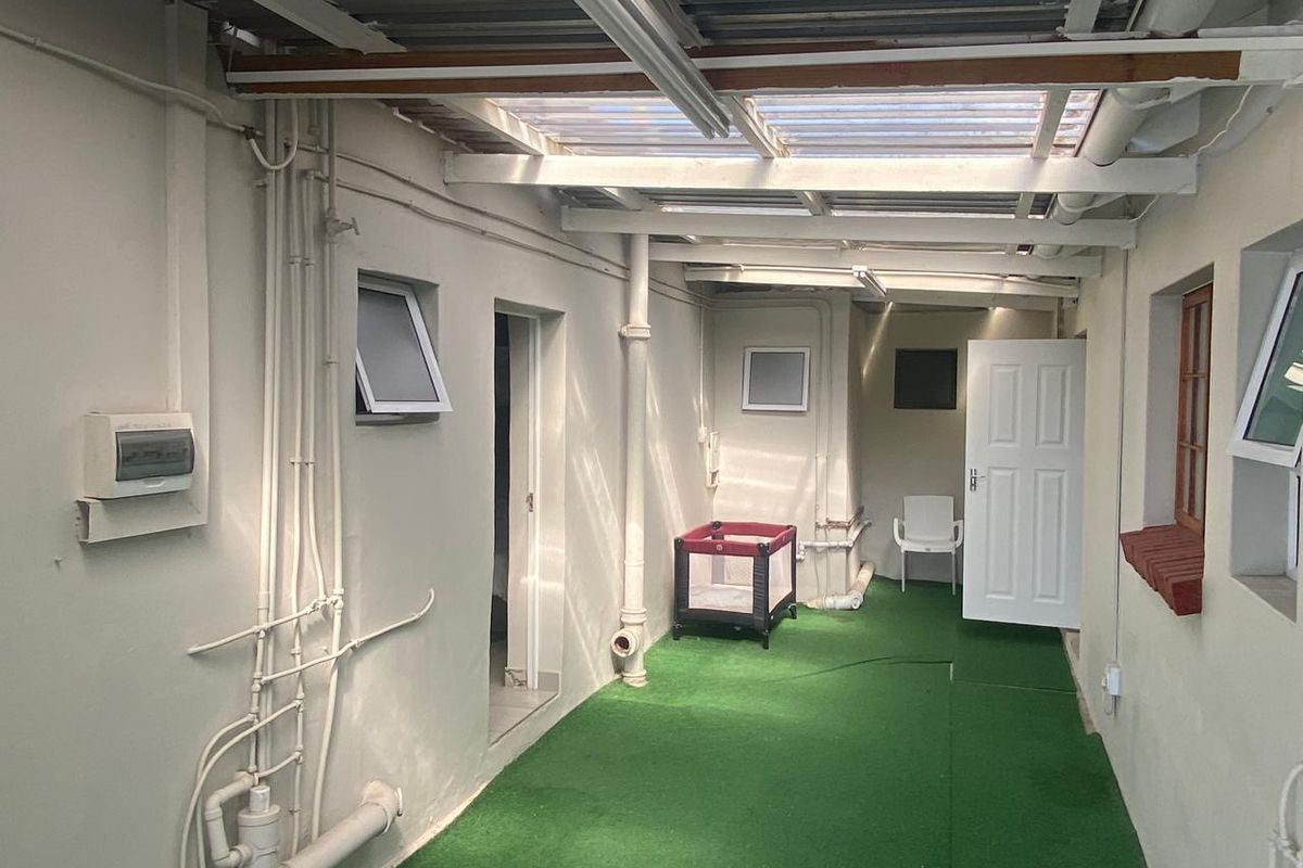 Prime 12-Bed Guesthouse | Turnkey Hospitality Investment | Newton Park, Gqeberha - Photo 4