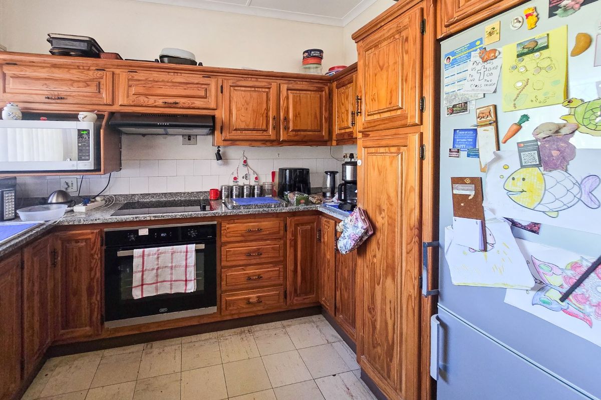 House With Sea Views  - Photo 4