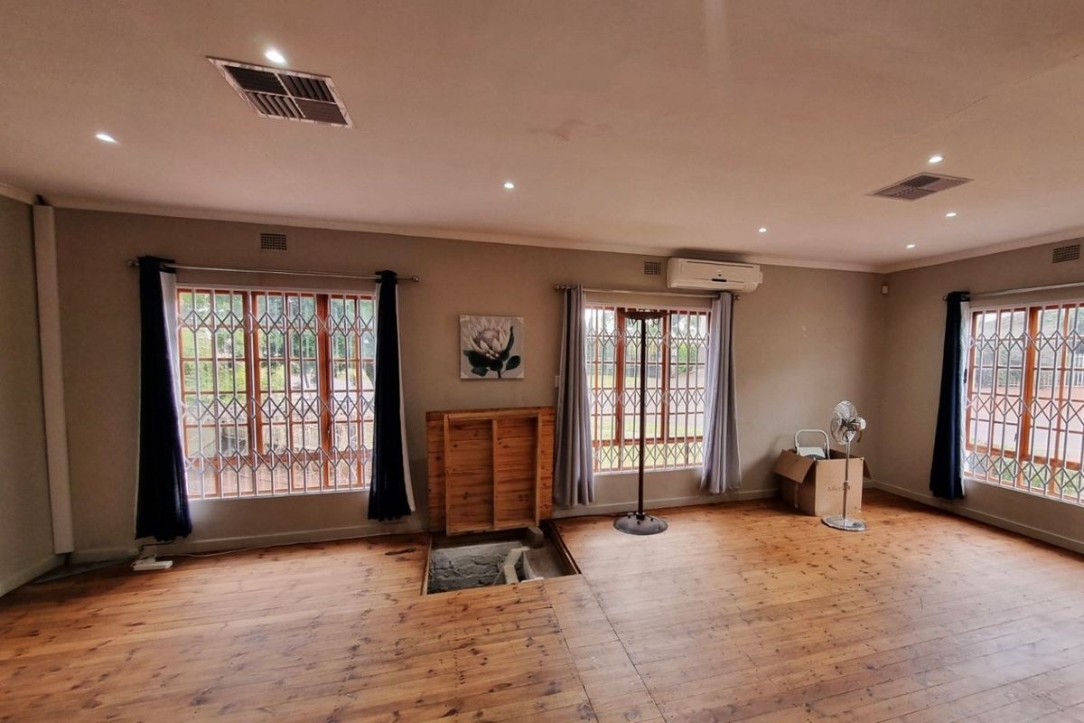 2-Bedroom Home in Sought-After Middelpos, Upington - Photo 5