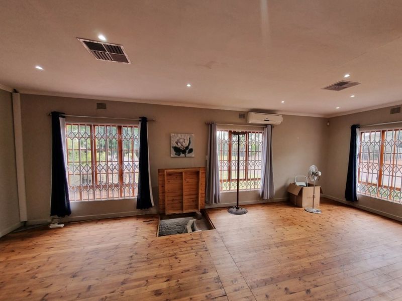 2-Bedroom Home in Sought-After Middelpos, Upington - Photo 5