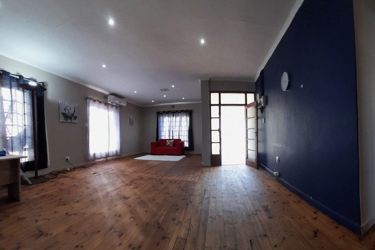 2-Bedroom Home in Sought-After Middelpos, Upington - Photo 3