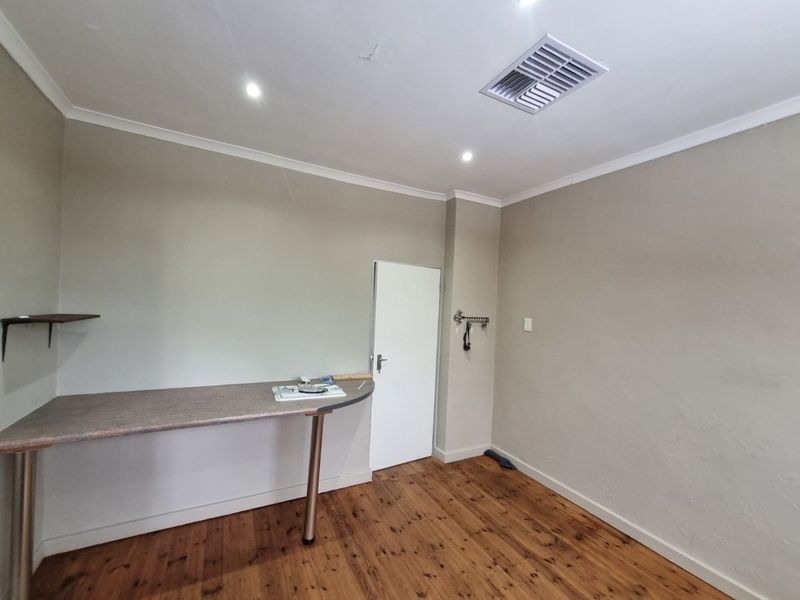 2-Bedroom Home in Sought-After Middelpos, Upington - Photo 6