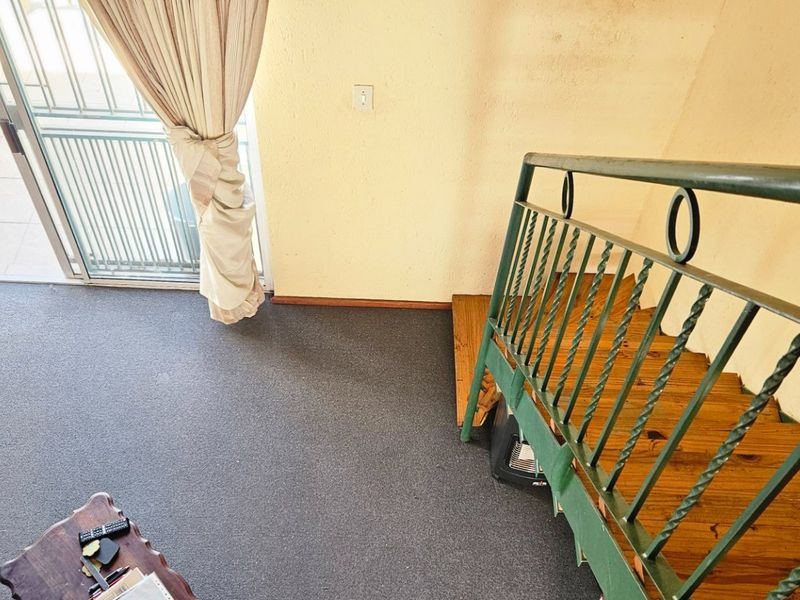 2 Bedroom and a loft Townhouse for Sale in Bromhof – Ideal for Investors & First-Time Buyers - Photo 6