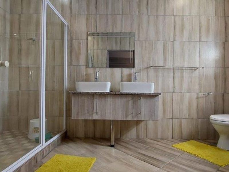 Brand new home in an Estate in VIlla Vestiti Pta North - Photo 10