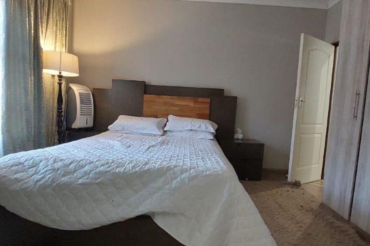 Brand new home in an Estate in VIlla Vestiti Pta North - Photo 3