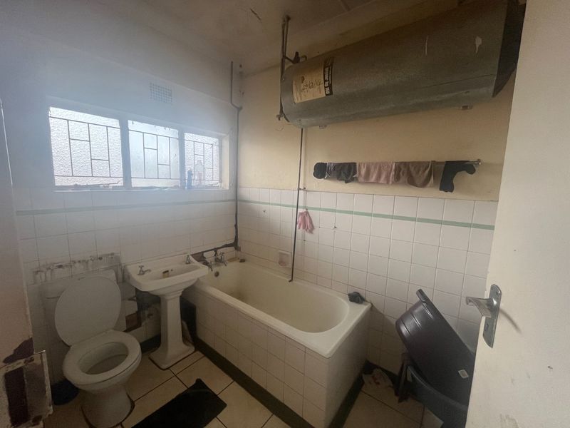 2 Bedroom For Sale in Gezina - Photo 7