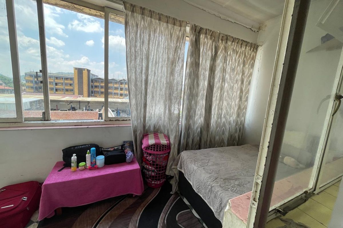 2 Bedroom For Sale in Gezina - Photo 5