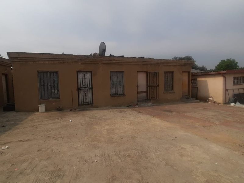 A property with multiple Cottages  - Photo 9