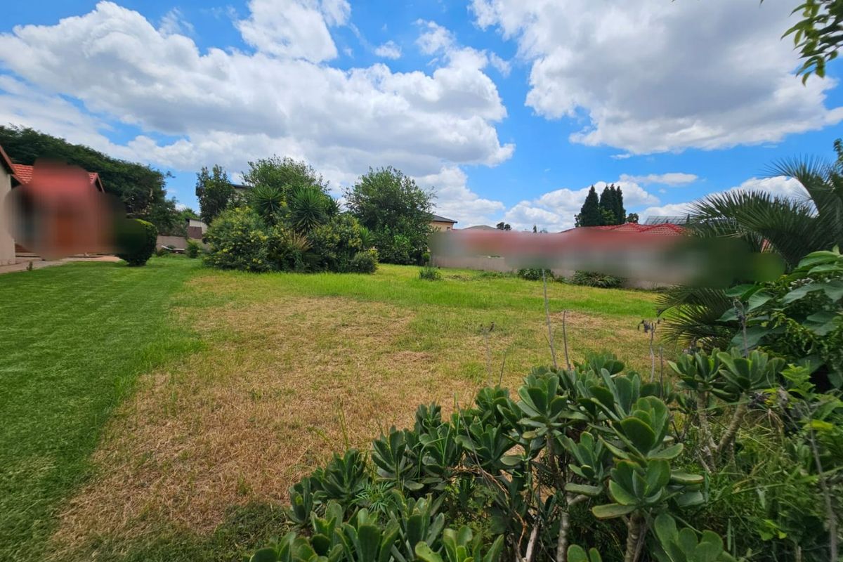 Vacant Land for sale in a secure estate in Monavoni - Photo 2