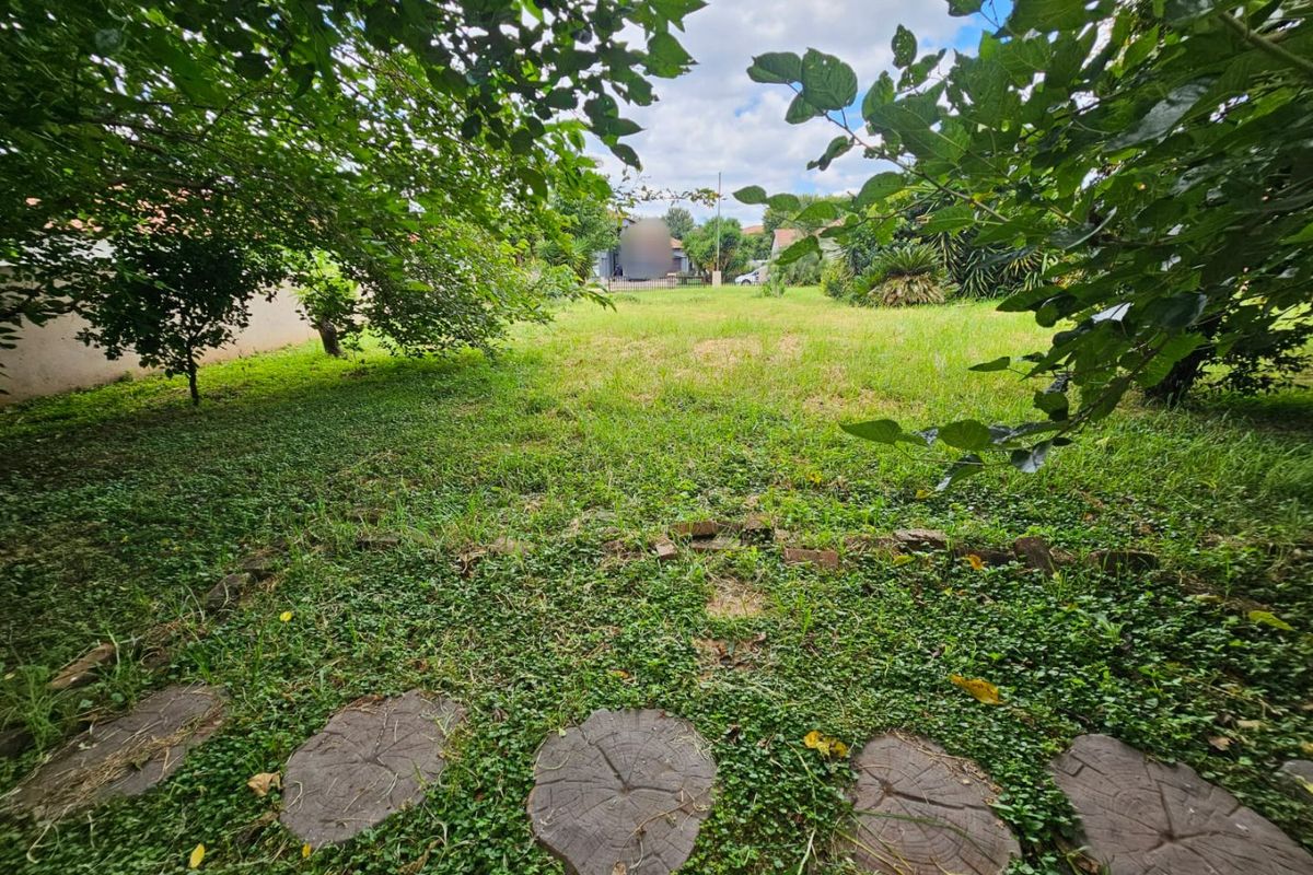 Vacant Land for sale in a secure estate in Monavoni - Photo 5