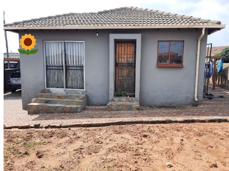 BEAUTIFUL CLAYVILLE HOUSE FOR SALE  - Photo 4